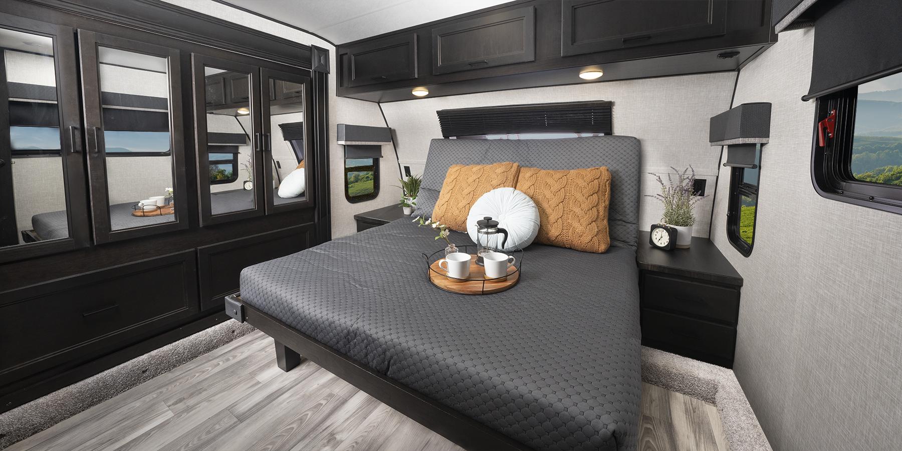 2023 354MBH GSL Fifth Wheel - Bed up