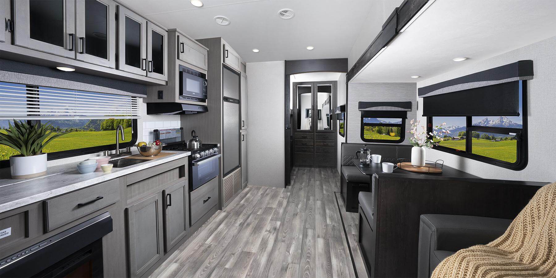 2022 Telluride Fifth Wheel - Home on the Road | Starcraft RV